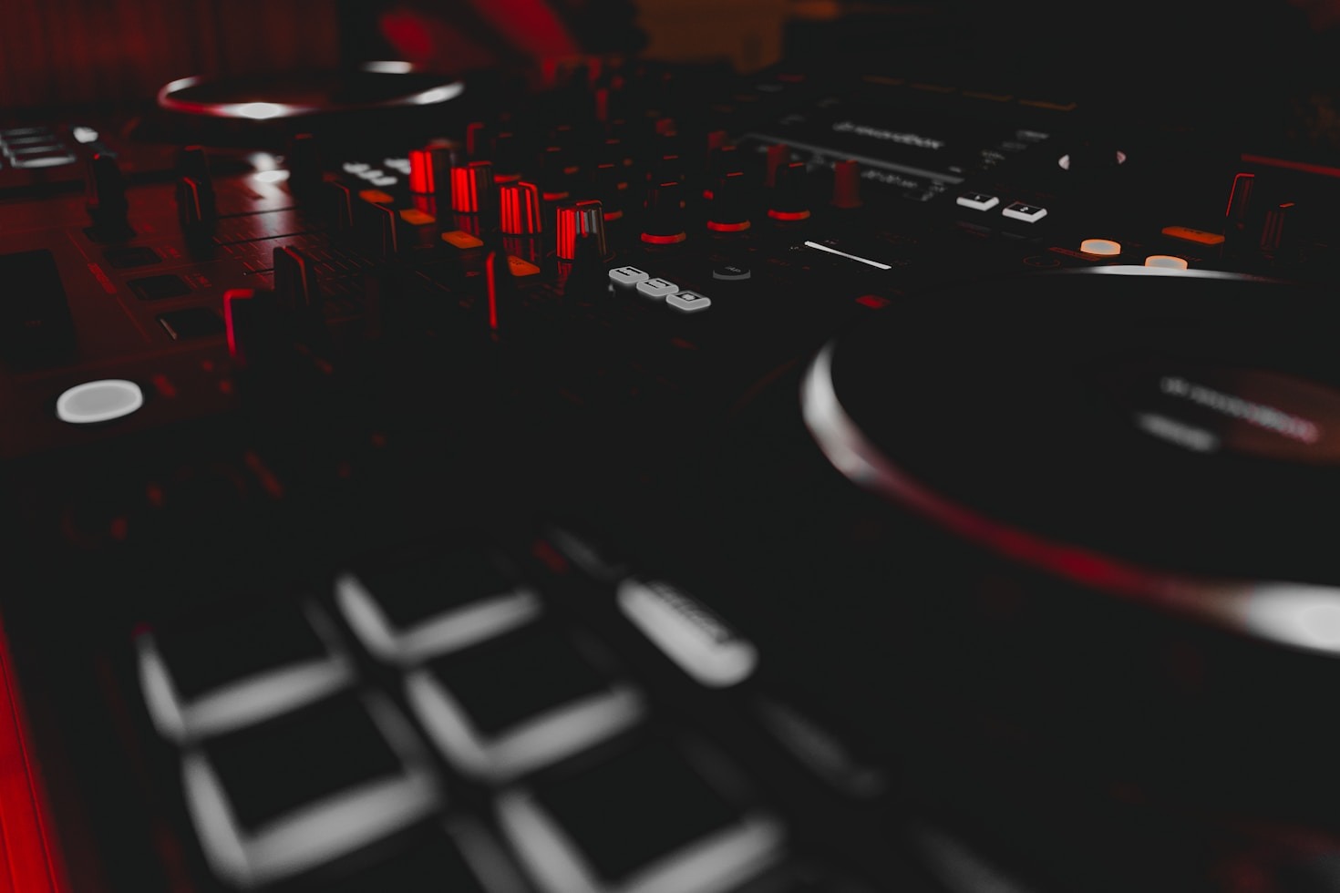 Renting vs. Buying DJ Equipment: Pros and Cons